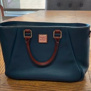 Dooney & Bourke green purse